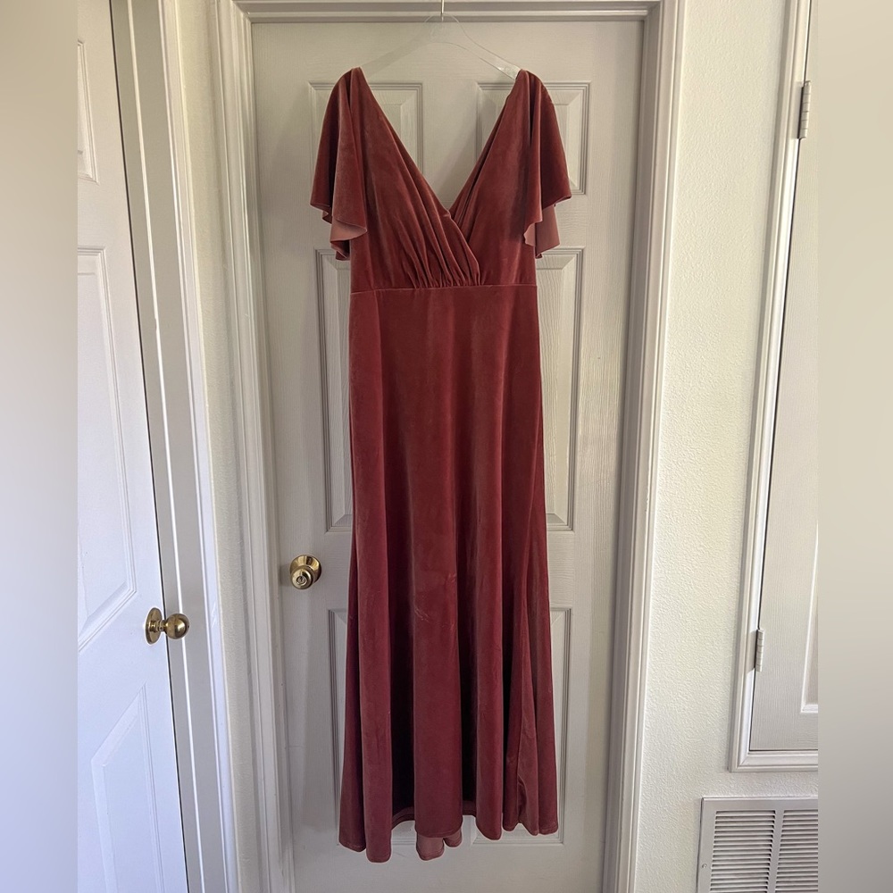 Jenny Yoo Ellis Flutter-Sleeve Open-Back Stretch Velvet Gown